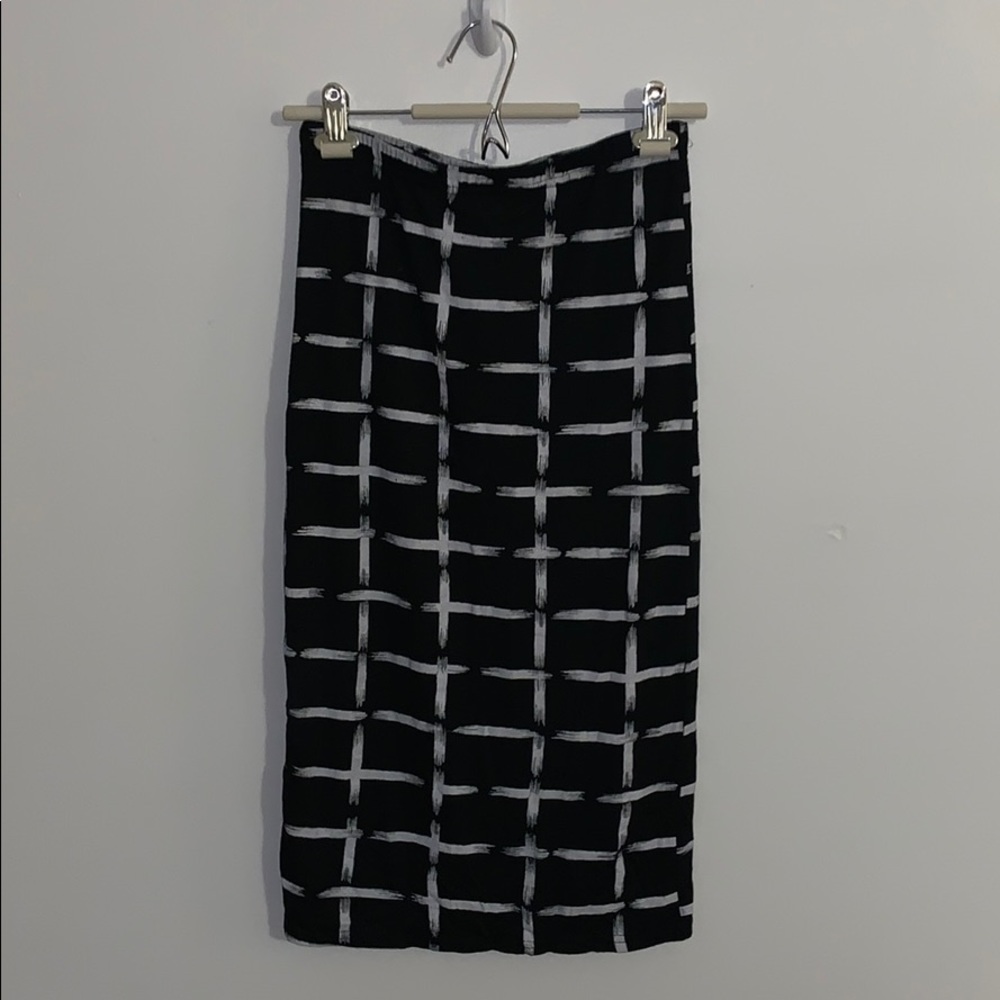 ASOS || black and white bodycon skirt